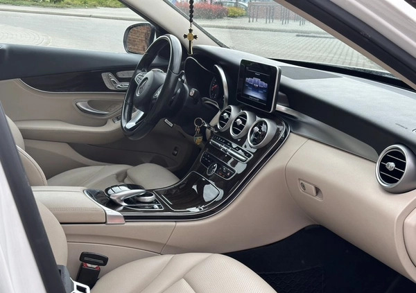 Mercedes-Benz Klasa C cena 84900 przebieg: 136000, rok produkcji 2015 z Chociwel małe 106